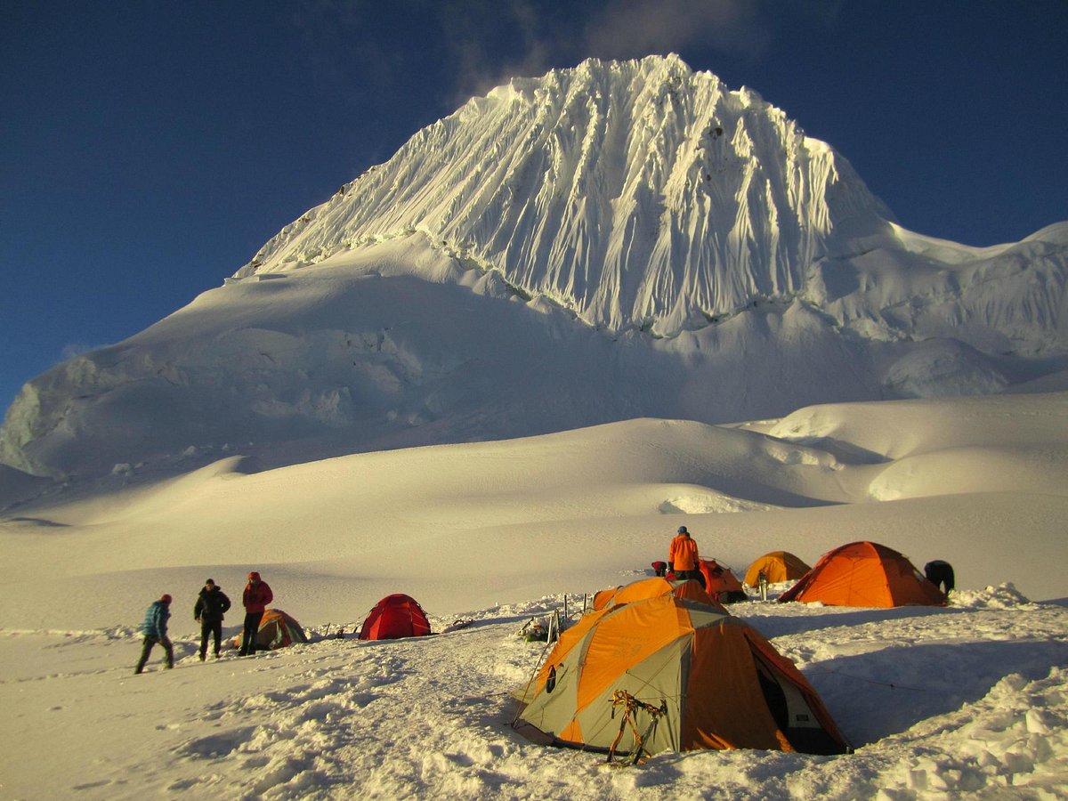 Image of Andean mountains and trek paths